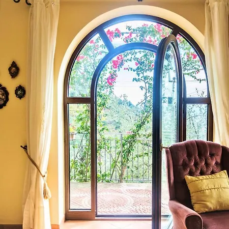 Villa 32 Via La Cava Massa Lubrense